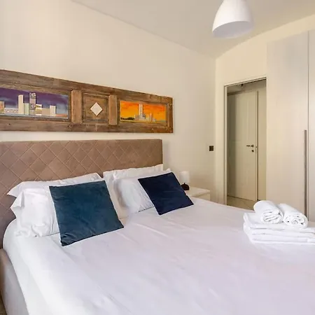 Casa Regina 3, Nel Centro Di Alba! Alba (Piedmont)