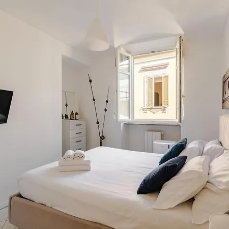 Casa Regina 3, Nel Centro Di Alba! *